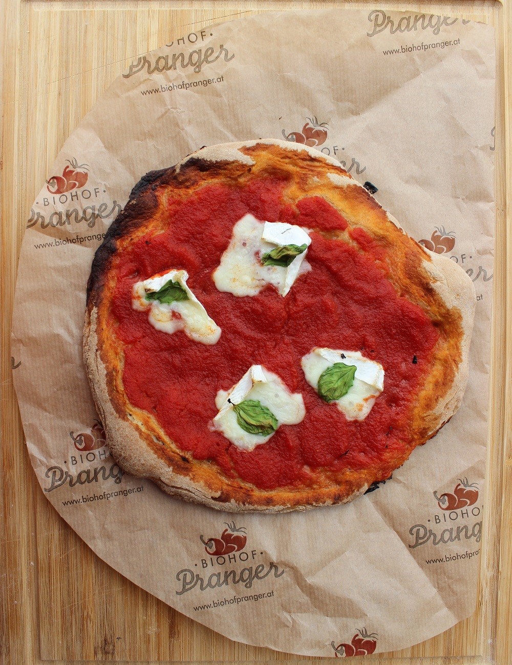 Tomatensauce Margherita Pizza