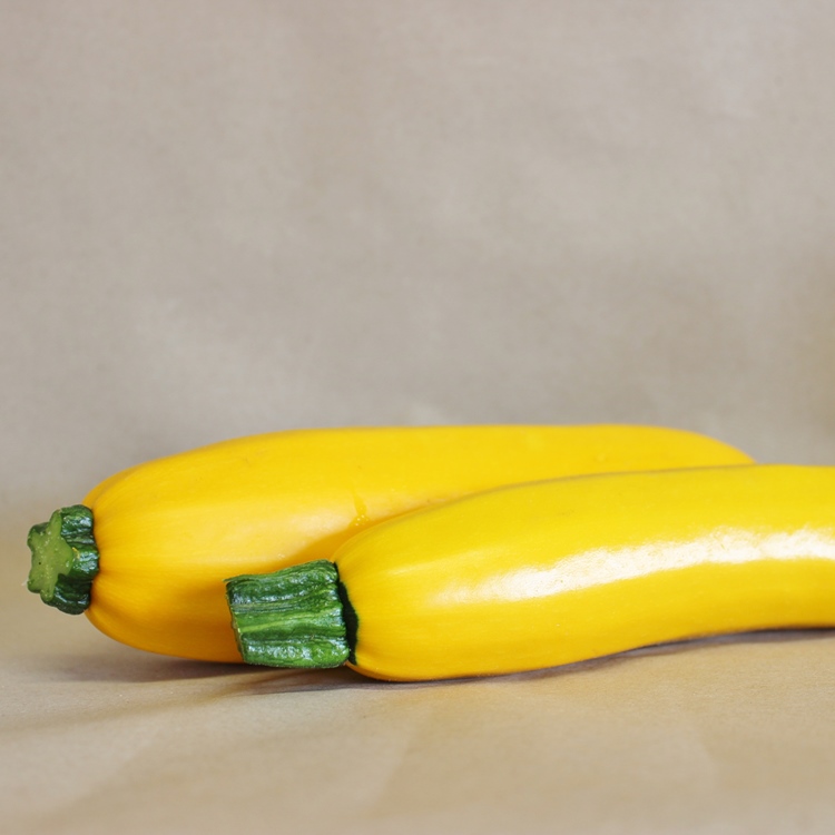 Zucchini gelb